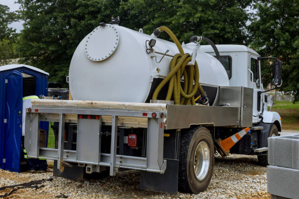 Best Luxury portable toilet rental  in Woodmere, NY